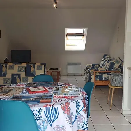 Le Croisic: 2 Pieces Avec Parking Prive A 5 Min De La - Fr-1-843-29 דירה *