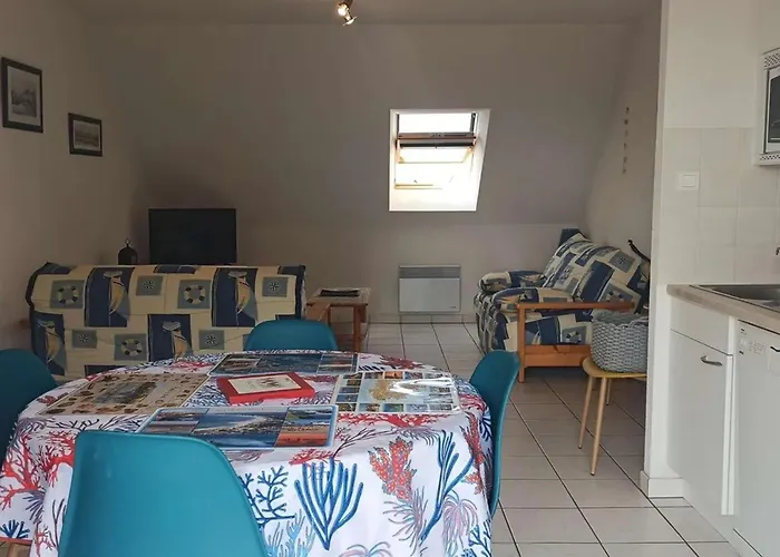 Le Croisic: 2 Pieces Avec Parking Prive A 5 Min De La - Fr-1-843-29 Appartement *